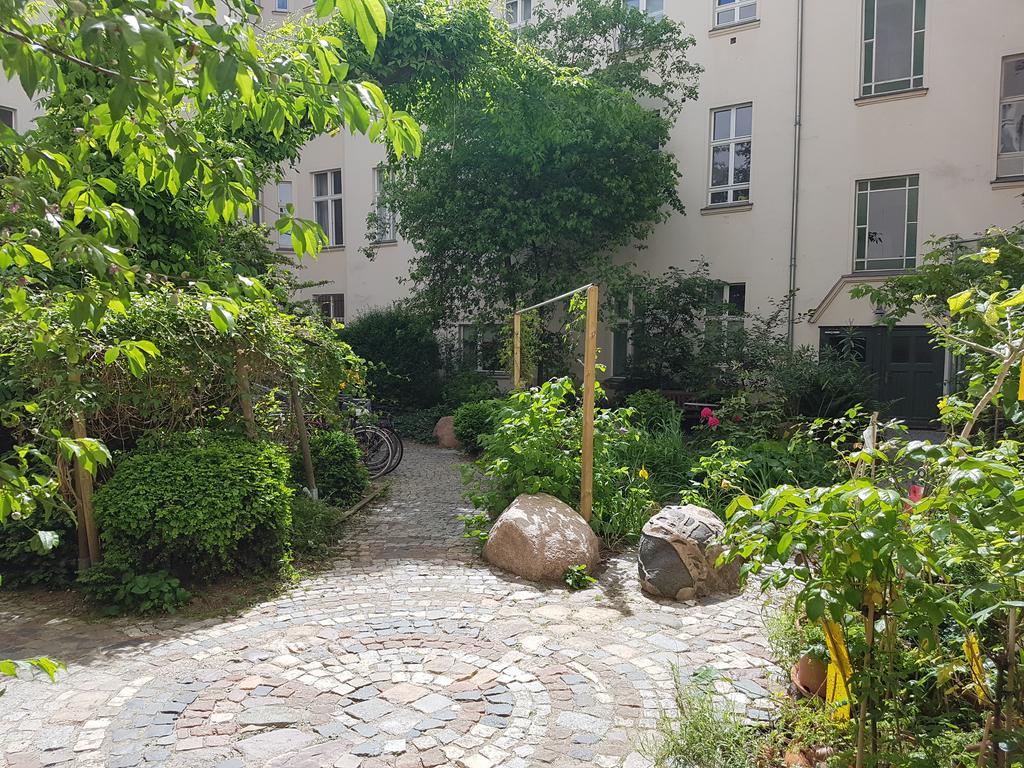 Gastein By Rockchair Apartments L Superhost Status L 2 Bedrooms Boxspringbeds 1,5 Bathrooms - Cozy Family & Business Flair Welcomes You! برلين المظهر الخارجي الصورة
