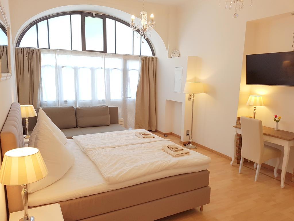 Gastein By Rockchair Apartments L Superhost Status L 2 Bedrooms Boxspringbeds 1,5 Bathrooms - Cozy Family & Business Flair Welcomes You! برلين المظهر الخارجي الصورة