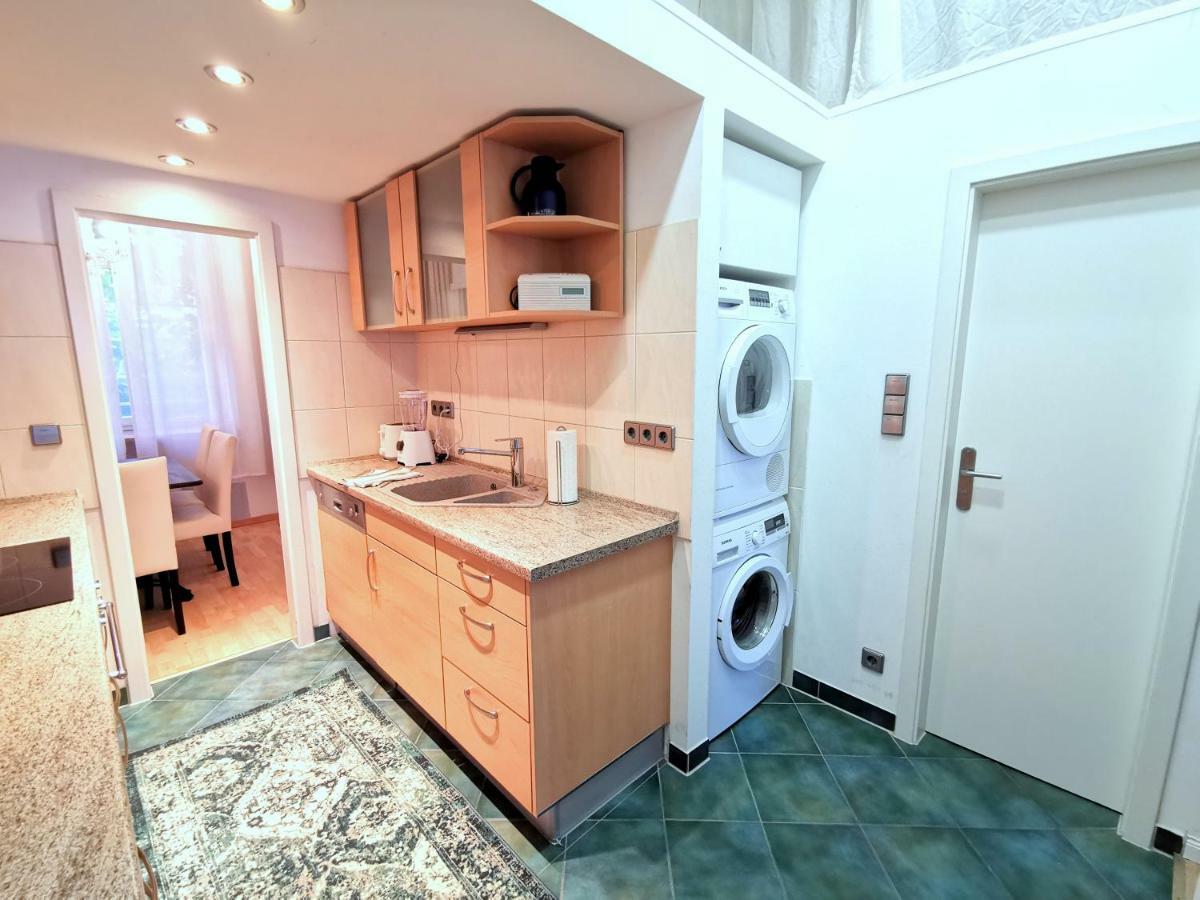 Gastein By Rockchair Apartments L Superhost Status L 2 Bedrooms Boxspringbeds 1,5 Bathrooms - Cozy Family & Business Flair Welcomes You! برلين المظهر الخارجي الصورة
